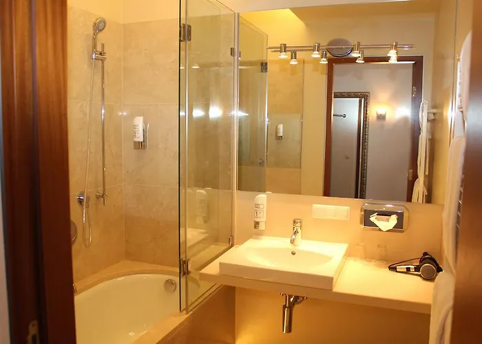 Apart Otel Suitehotel Kahlenberg 3*