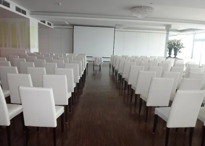 Apart Otel Suitehotel Kahlenberg 3*